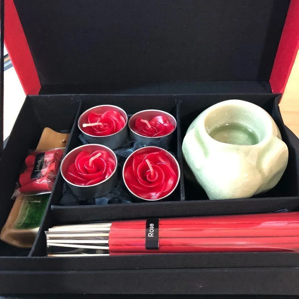 Candle & Incense Gift Box - Red - Picture 1 of 9